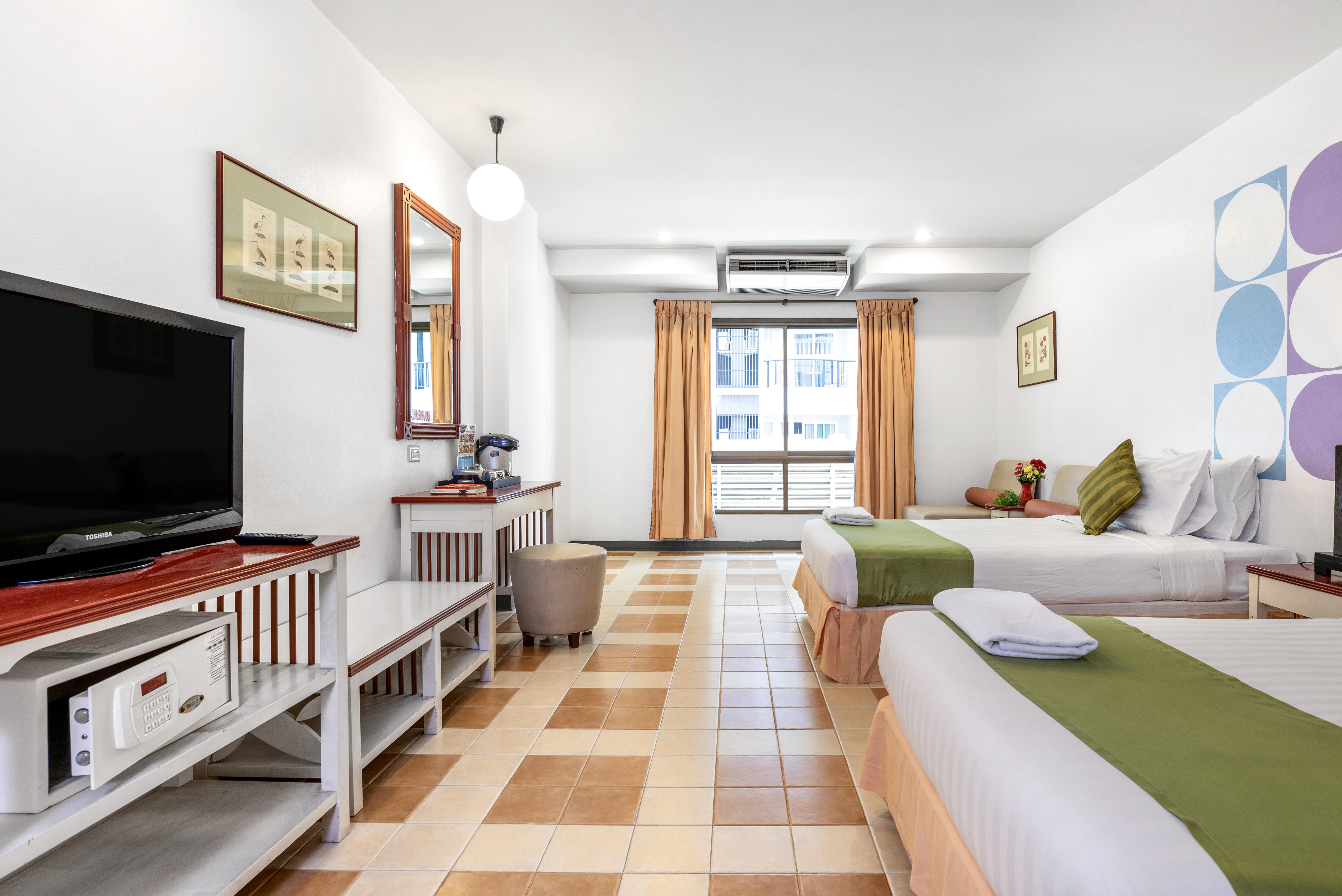 Hotel Sawasdee Sea View Pattaya Esterno foto